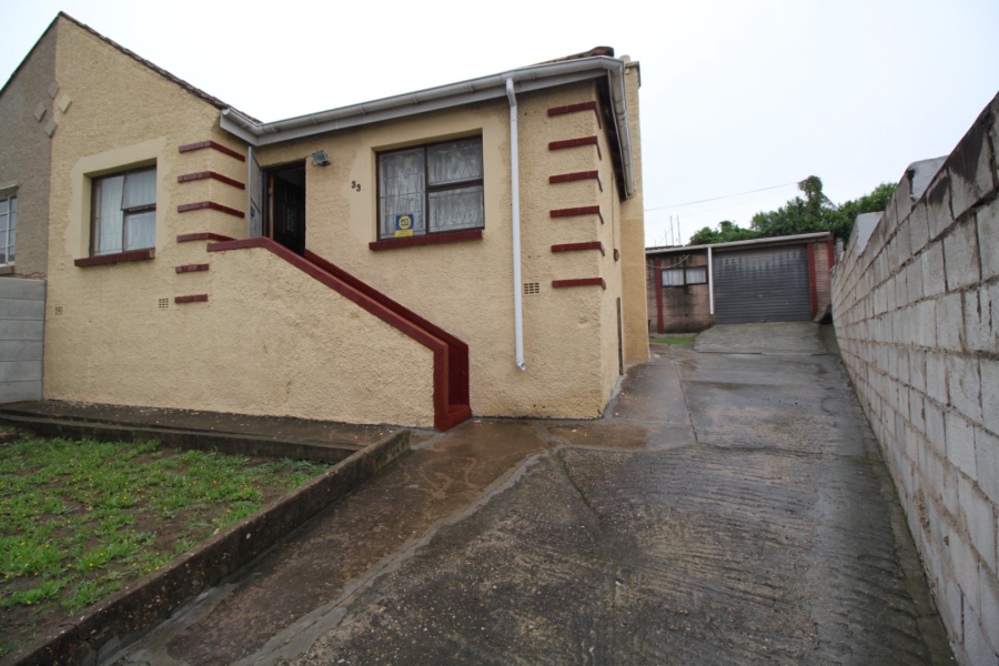 2 Bedroom Property for Sale in Kensington Eastern Cape